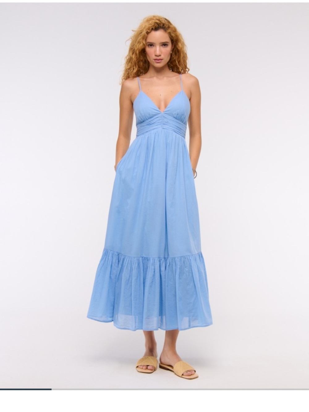 NWT Bra-Free Flowy Tie Back Maxi Dress